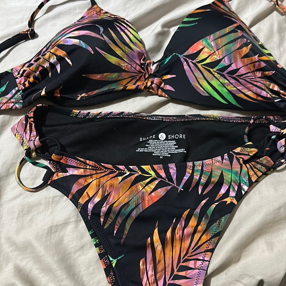 Shade and Shore underwire Bikini